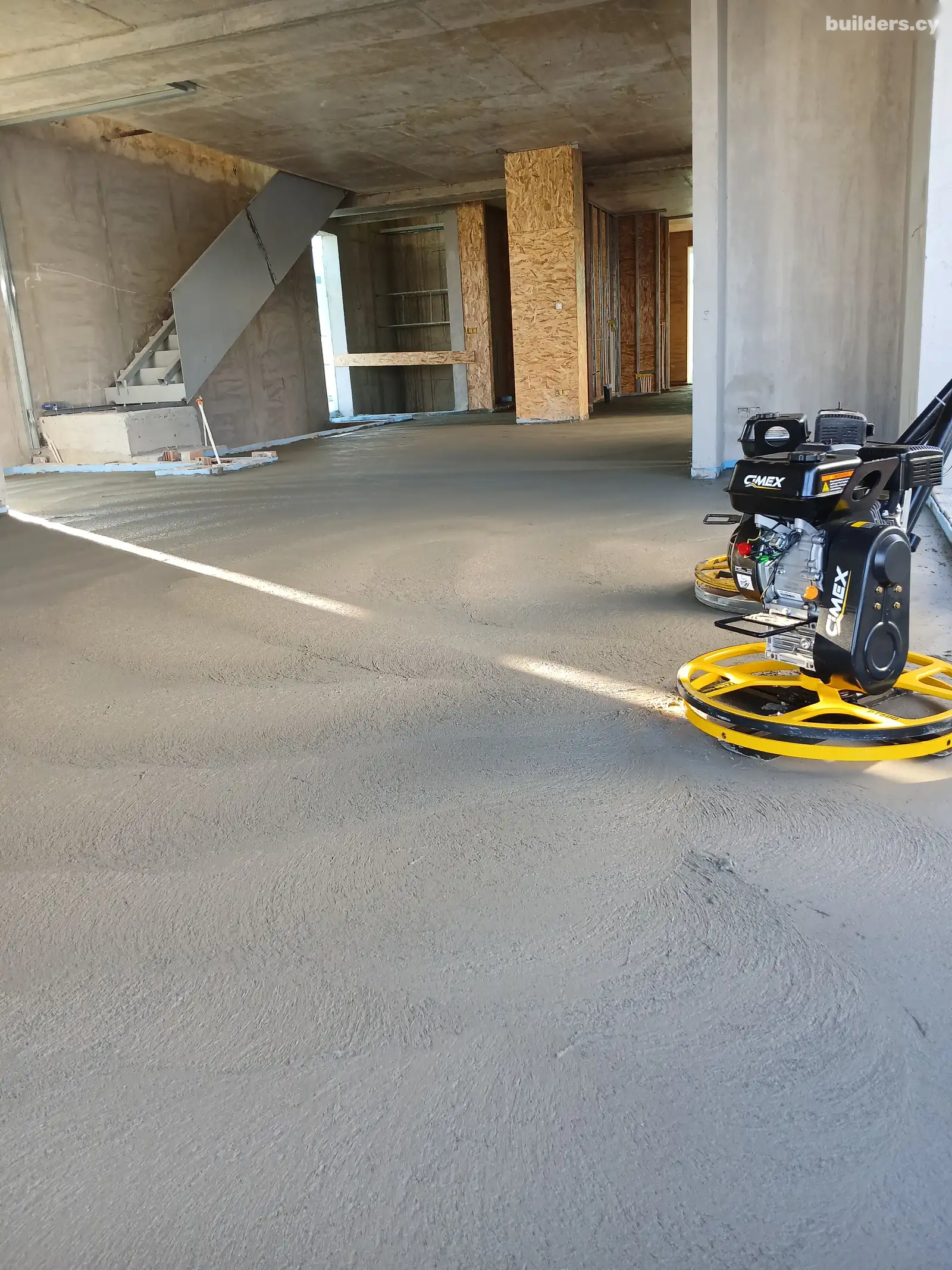 Tiling services bathrooms & exterior and concrete pouring & power trowel finishi — Work portfolio 5