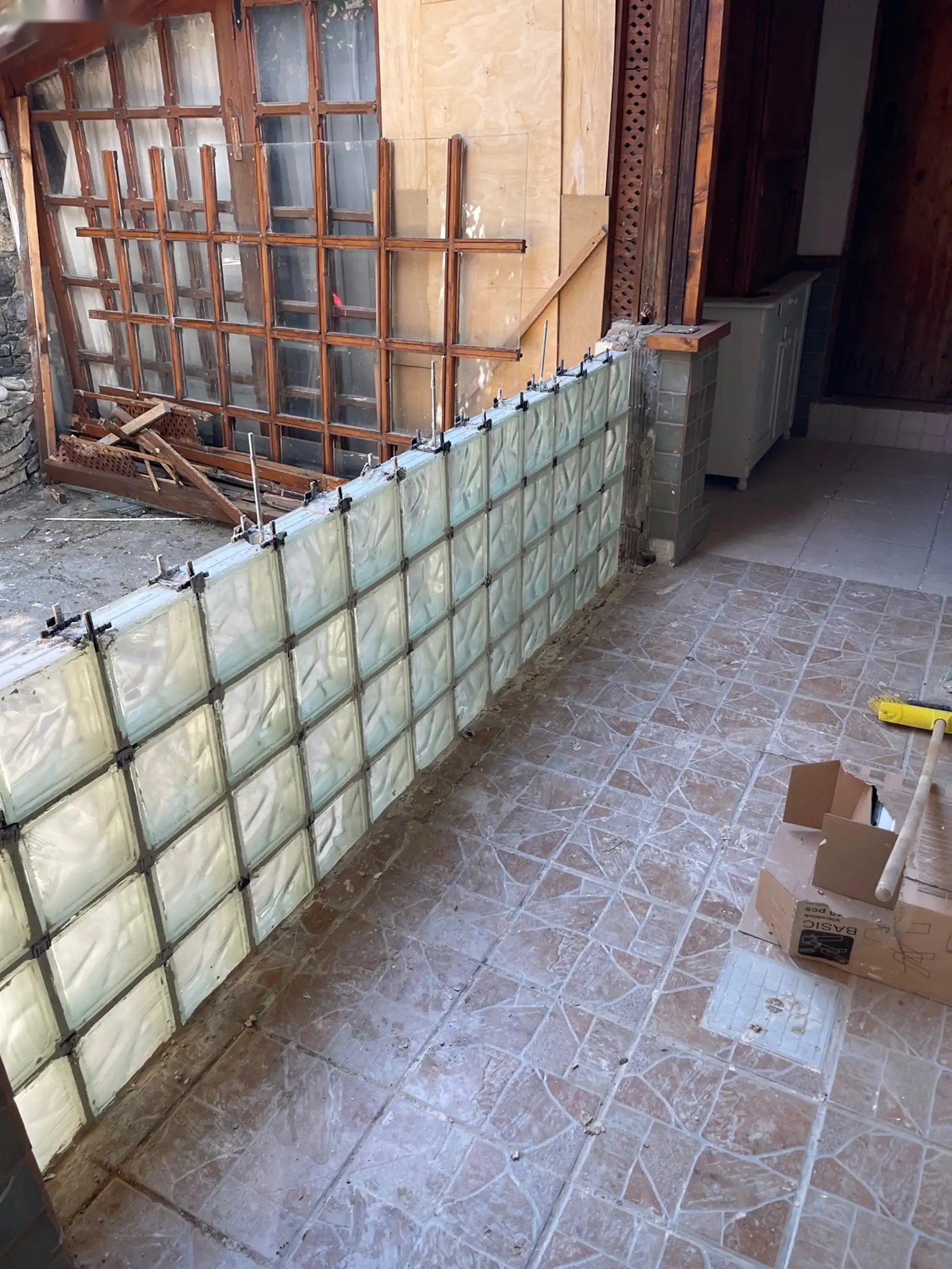 Renovation - pinter - handymen - al-hamoudi construction - subcontractor — Work portfolio 4