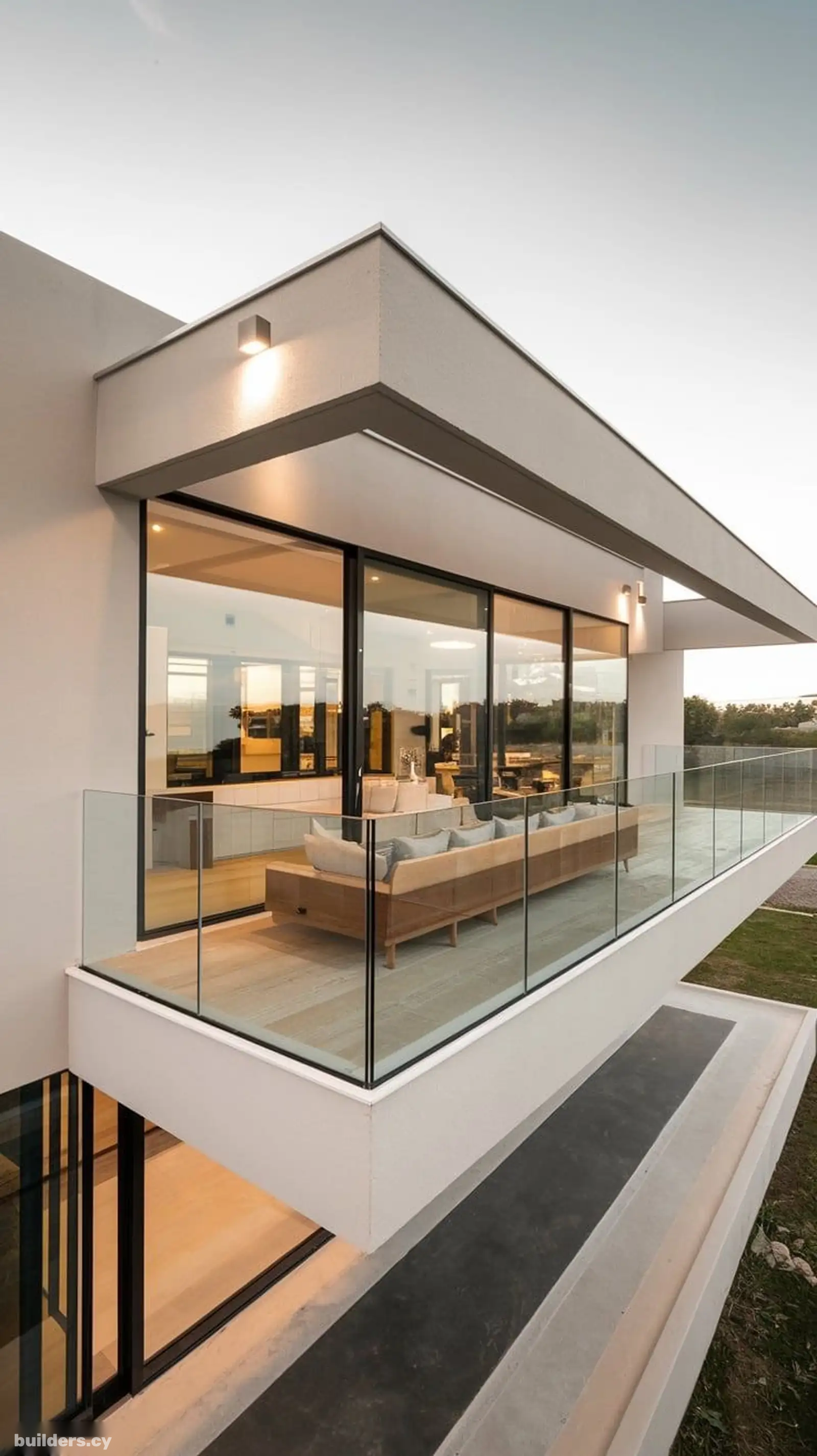 Professional aluminum installation services — Work portfolio 5